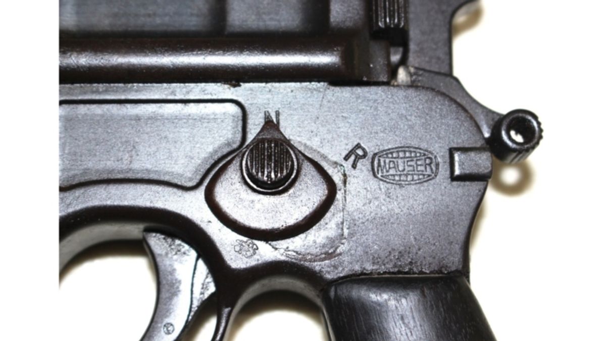 Incredible Condition Mauser M712 Schnellfeuer Auto Pistol – SN 589