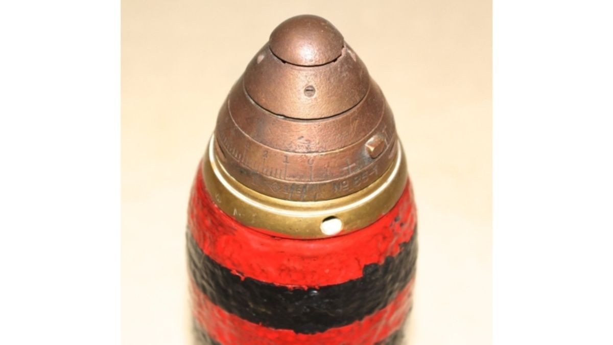 WW1 British 18Pdr Shrapnel Shell - Image 3