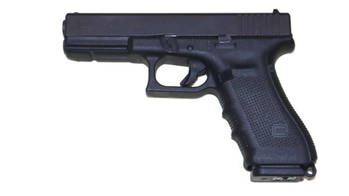 Immaculate Condition Glock 17 Gen 4 With Case – SN 509 – MJL Militaria