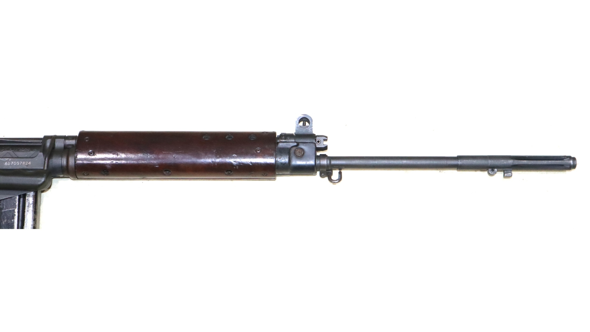 Superb Condition British L1A1 SLR With Wooden Furniture – SN 824 - Image 12